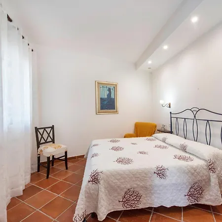 Holiday home Lovely 1a With Garden Overlooking The Sea, Amalfi Coast *